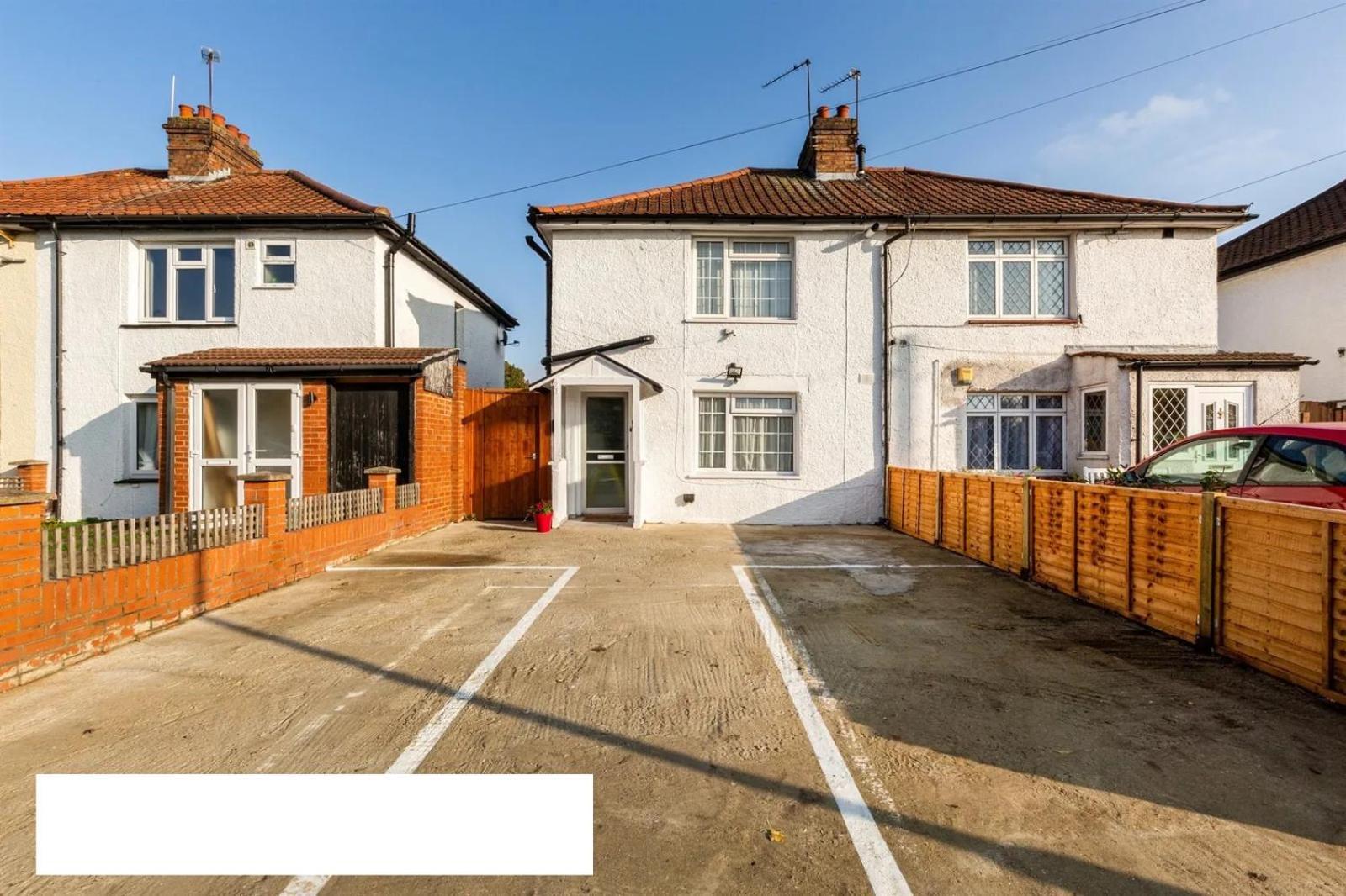 Апартаменты Cosy Private Flat In London, Free Parking On Premise Carshalton Экстерьер фото